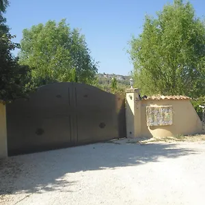 https://lou-mas-li-pitchoun.fr-provencehotel.com